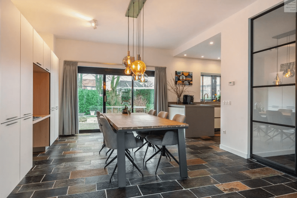 01_2020_KleinNibbelink_Wit_WandKeuken_L_HR-1600×1067-1
